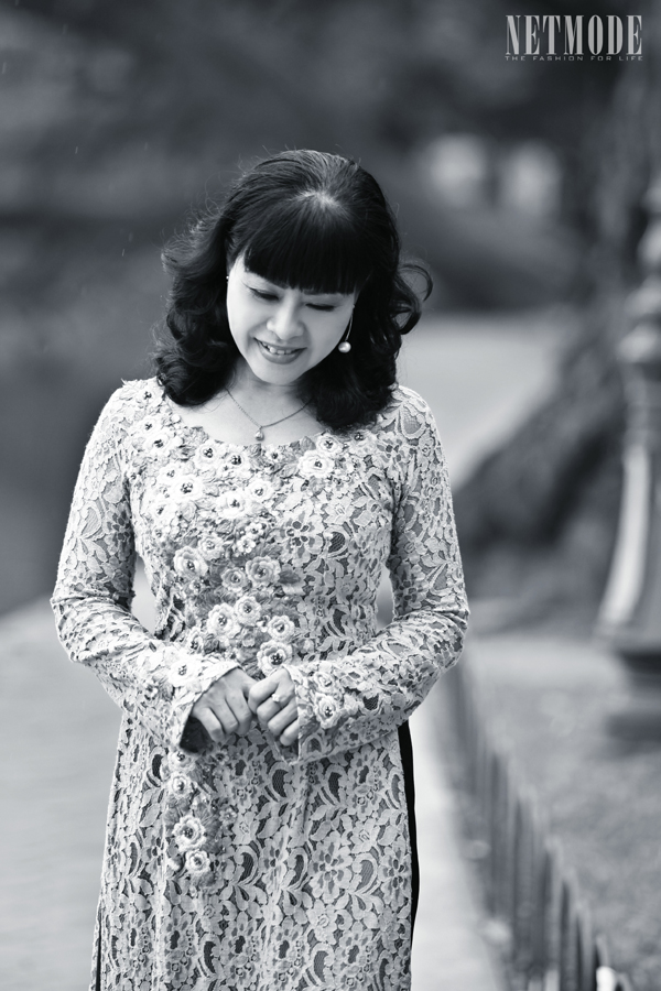 Thu Hà Nội và vẻ đẹp không tuổi của NSƯT Hồng Liên